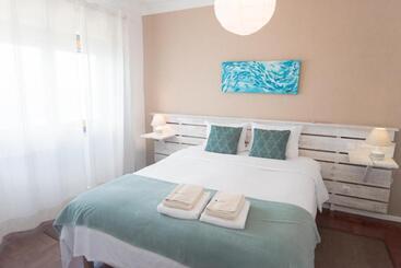 هاستل Laneez Ericeira Surf House