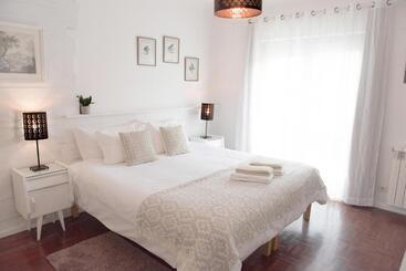 هاستل Laneez Ericeira Surf House
