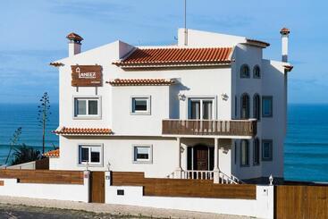هاستل Laneez Ericeira Surf House