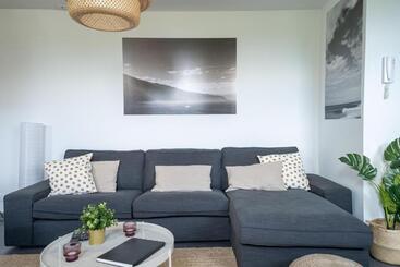 هاستل Madeira Surf Camp