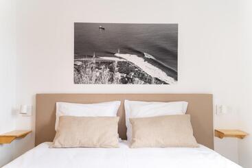 هاستل Madeira Surf Camp