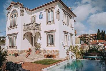 هاستل The Salty Pelican Beach Retreat