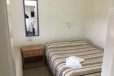 Alma Motel