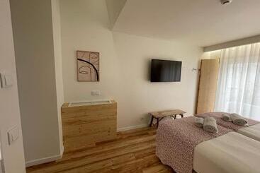 Altinho B&b   Quartos   Rooms   Odeceixe