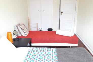 تختخواب و صبحانه Autentik Guest House