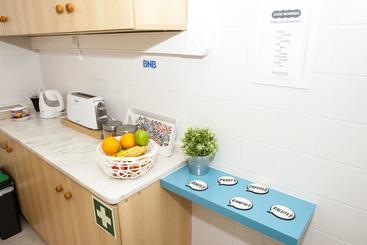 تختخواب و صبحانه Autentik Guest House