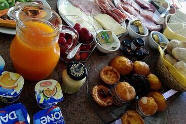 تختخواب و صبحانه Villa Paraiso   Naturism Optional Adults Only