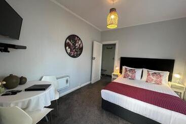 Harrogate Gardens Motel