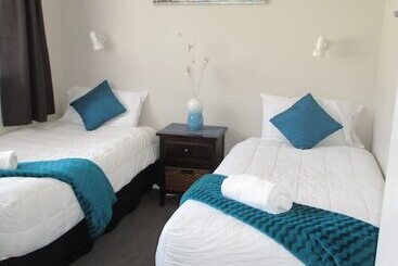 High Street Living Motel