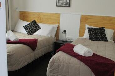 High Street Living Motel