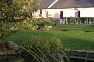 هتل Donegal House