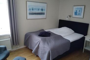 هتل L Strandvillan B&b