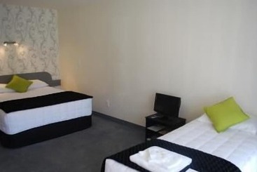 Kapiti Lindale Motel And Conference Centre