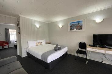 Kensington Motel