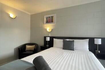 Kensington Motel