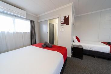 Kensington Motel