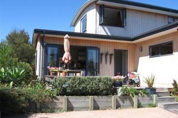 Kotuku Bed & Breakfast