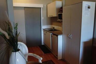 مُتل Nana Glads Beachfront Accommodation