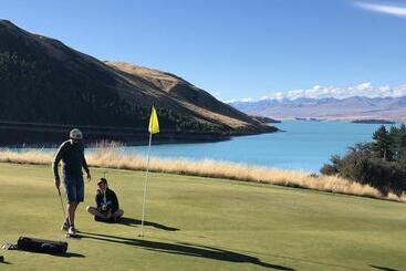 Tailor Made Tekapo Accommodation   Hostel