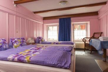 旅馆 Gasthaus Pension Zum Turm
