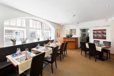 Apart Hotel Amadeo