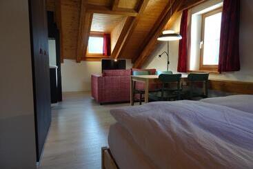 B&b Chasa Arfusch