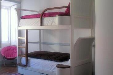 تختخواب و صبحانه Baga De Sal Wine Guesthouse