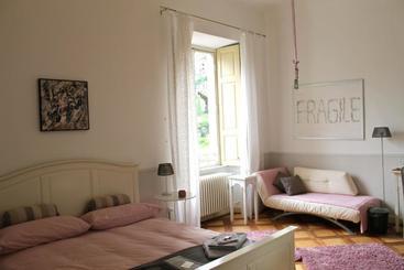 Bed and Breakfast Bed & Blessing / Casa Borgo