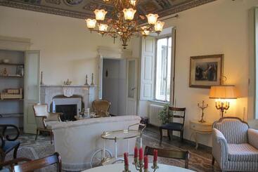 Bed and Breakfast Bed & Blessing / Casa Borgo