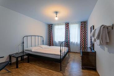 تختخواب و صبحانه Bettstatt Neustadt