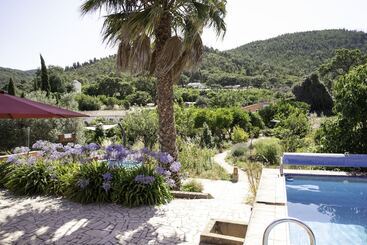 تختخواب و صبحانه Casa Spa D Alma