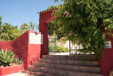 تختخواب و صبحانه Casa Spa D Alma