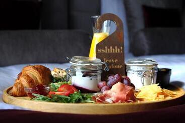 Boutique Hotel Steenhof Suites Adults Only
