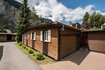 Общежитие Schutzenbach Backpackers For Adults 18 35