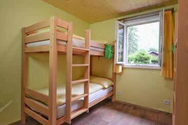 Общежитие Schutzenbach Backpackers For Adults 18 35