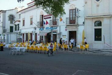 هتل Alentejano Low Cost