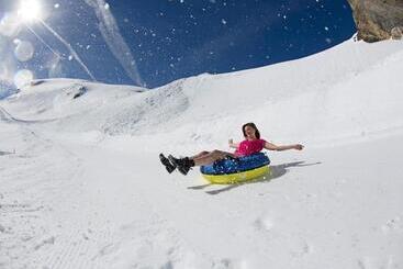 호텔 Alpenclub