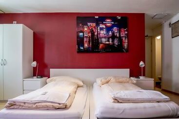 هتل & Backpackers Zak Schaffhausen