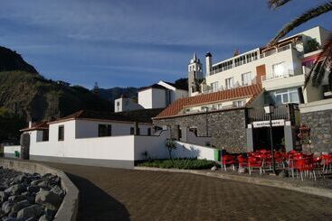 هتل Costa Linda