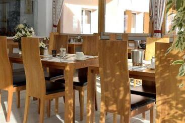 酒店 Garni Panorama