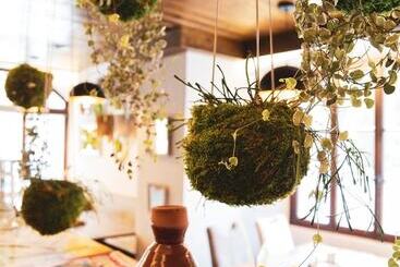 هتل Hôtel Le Besso   Swiss Romantic Lodge Zinal