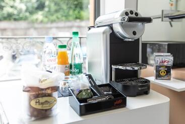 ホテル Ibis Styles Lausanne Center Mad House