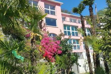 בית מלון כפרי Residence Venus Garden