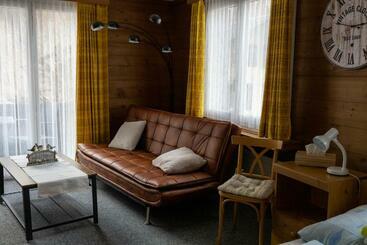 هتل Restaurant Stechelberg Bed & Breakfast