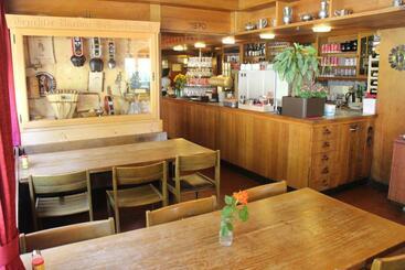 هتل Restaurant Stechelberg Bed & Breakfast