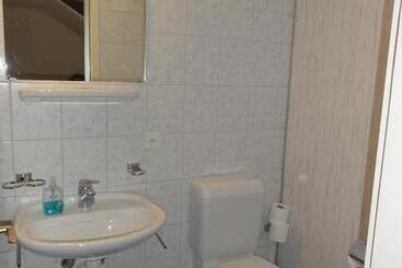 هتل Restaurant Stechelberg Bed & Breakfast