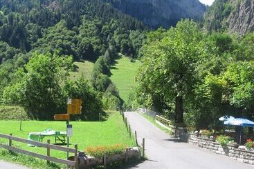 هتل Restaurant Stechelberg Bed & Breakfast