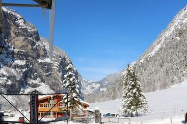 هتل Restaurant Stechelberg Bed & Breakfast
