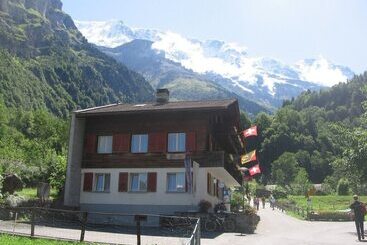 هتل Restaurant Stechelberg Bed & Breakfast
