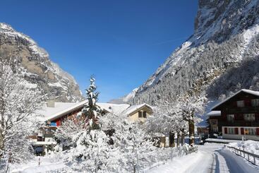 هتل Restaurant Stechelberg Bed & Breakfast